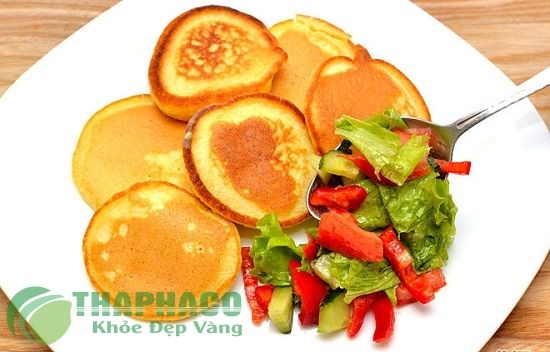Cách làm bánh bột ngô cho bữa sáng mùng 1 thanh tịnh
