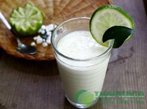 Chia sẻ cách pha bột sắn dây để uống giải nhiệt ngày hè