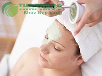 Đắp mặt nạ bằng thuốc Đông y: Đừng lấy da mặt làm thí nghiệm - Báo Người  lao động