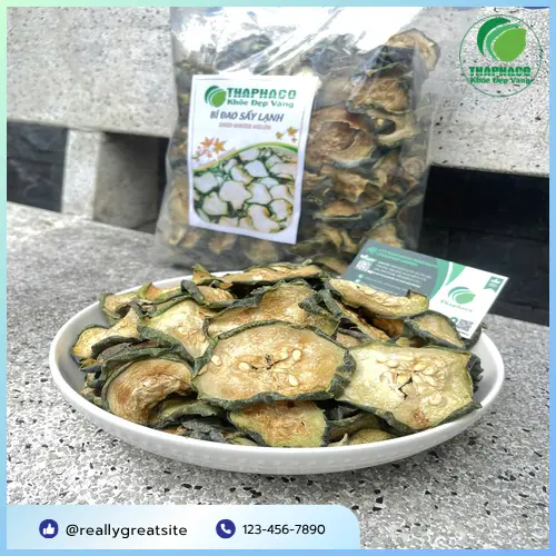 Bí đao sấy lạnh được chế biến từ bí đao tươi thông qua công nghệ sấy hiện đại.