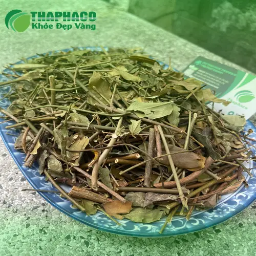 Ly trà chè vằng thơm ngon, bổ dưỡng