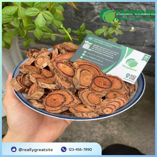 Kê huyết đằng đã thái lát và phơi khô
