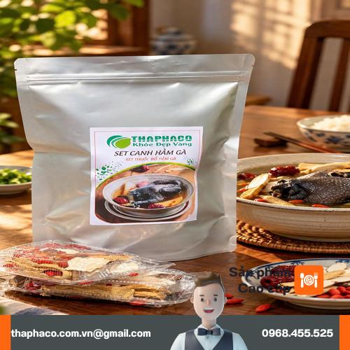 Set canh hầm gà với các vị thảo mộc tự nhiên tiện lợi