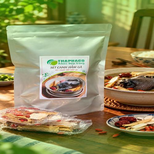 Thành phần thảo mộc tự nhiên trong set canh hầm gà