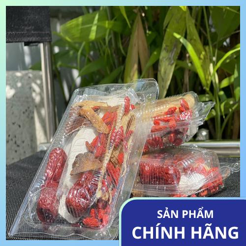 Nấu nước tiềm thảo mộc cho món canh gà hầm